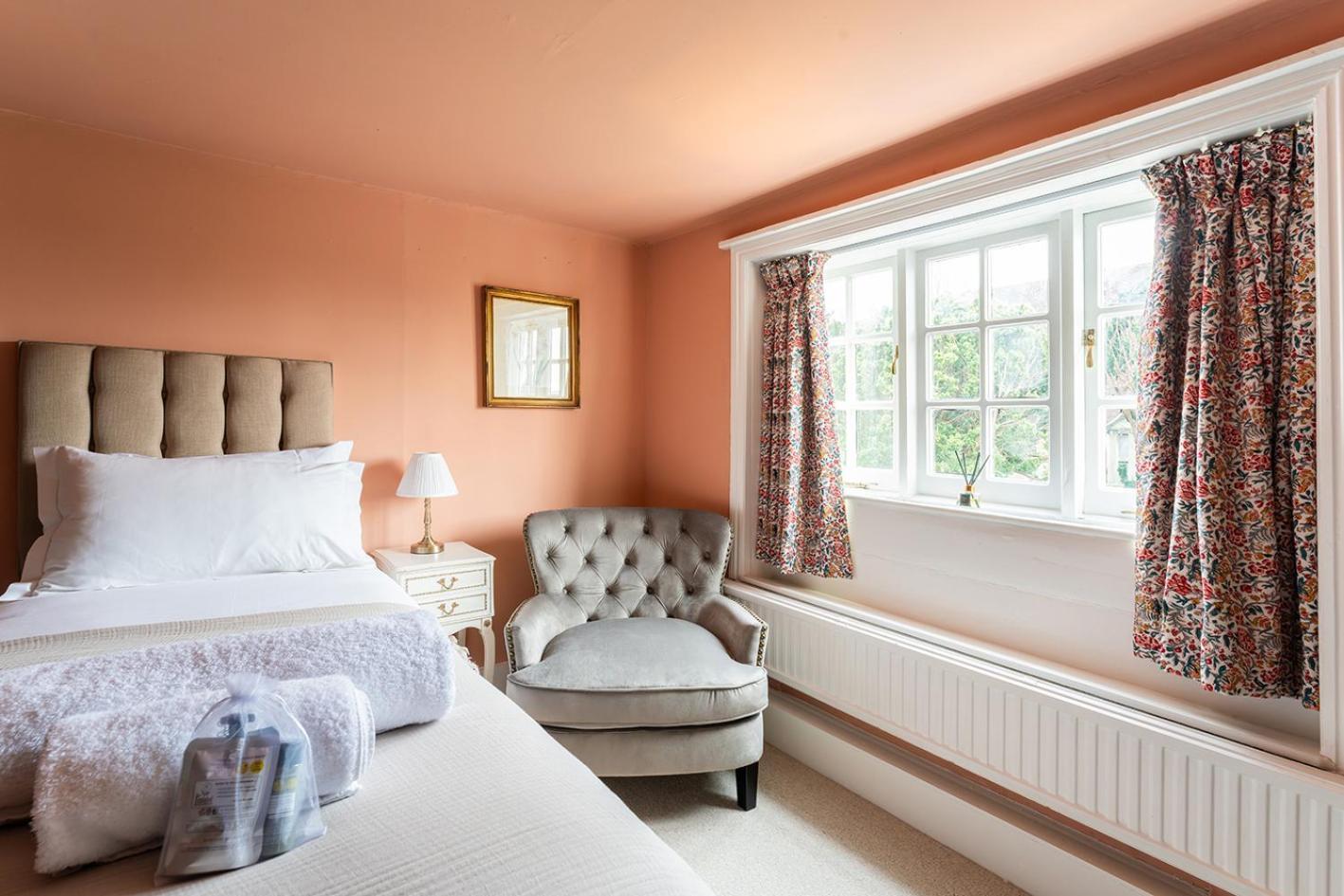 Hotel The White Horse, Rogate Petersfield Esterno foto